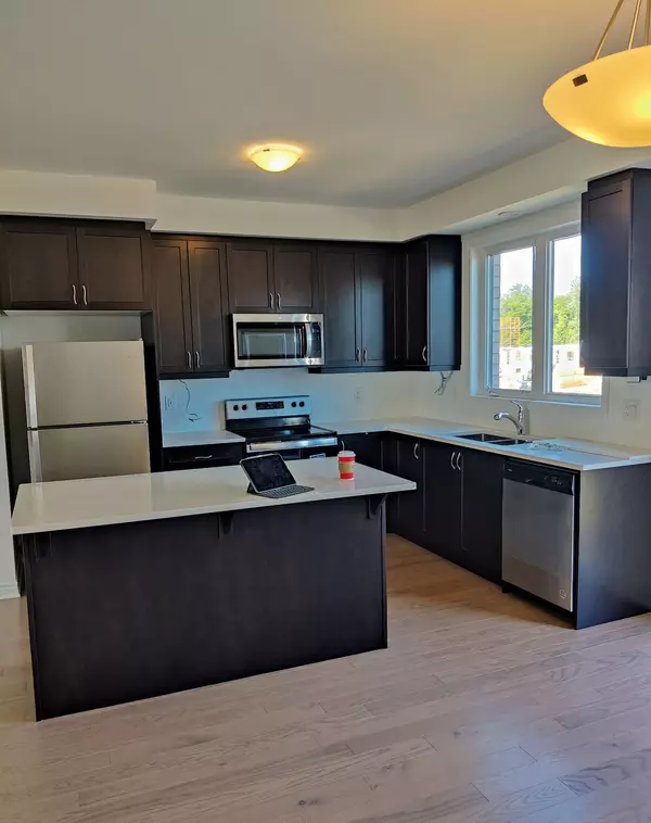 Mississauga, ON L5M 2S7,5202 Viola Desmond DR