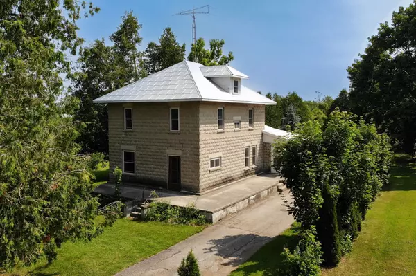 Kawartha Lakes, ON K0M 2B0,1850 Victoria RD