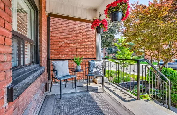 Hamilton, ON L8L 3E0,53 Murray ST E