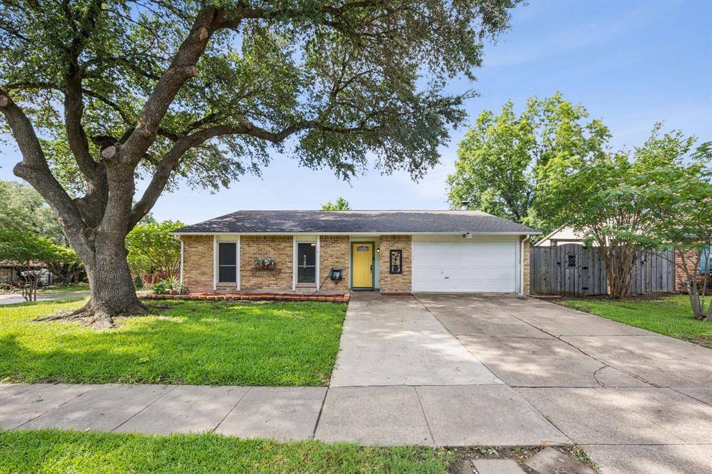 4218 Crestwood Drive, Garland, TX 75043