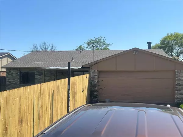 Dallas, TX 75228,3017 Weather Vane Lane