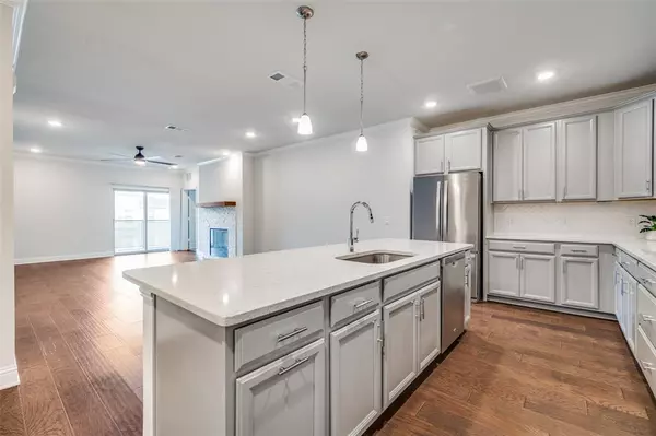Allen, TX 75013,651 N Watters Road #8402