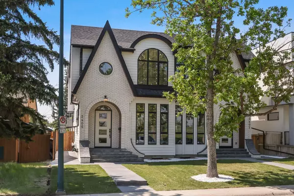 2405 52 AVE Southwest, Calgary, AB T3E 1K5