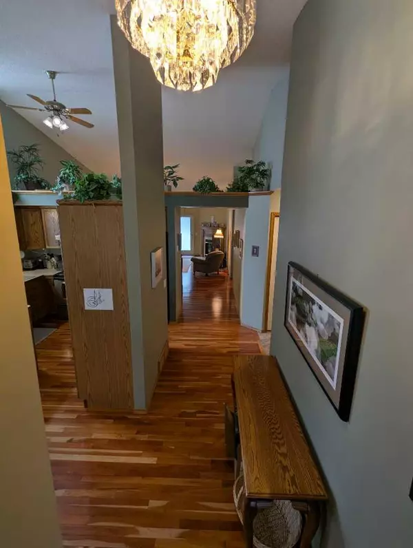Calgary, AB T2E2R9,64 Douglasview PARK SE