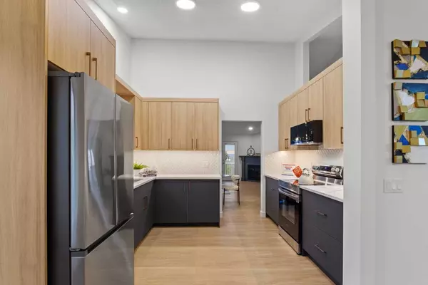309 Sierra Morena GN Southwest, Calgary, AB T3H 3H8