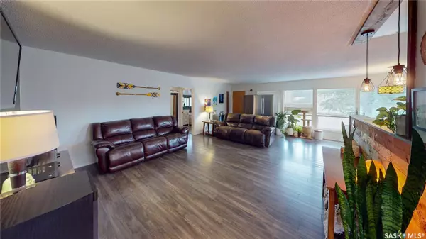 Regina Beach, SK S0G 4C0,236 MACMURCHY AVENUE