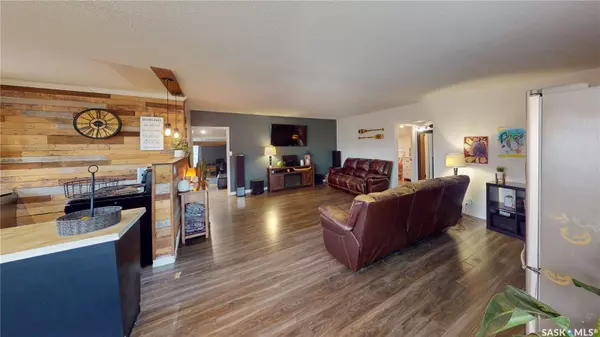Regina Beach, SK S0G 4C0,236 MACMURCHY AVENUE
