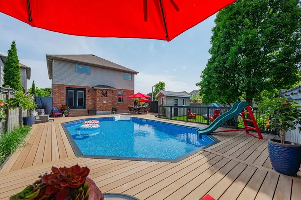 7 Marigold DR, Guelph, ON N1C 1G5