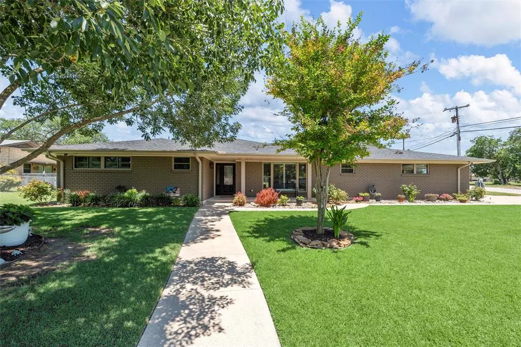 Temple, TX 76502,4002 Redbird Lane
