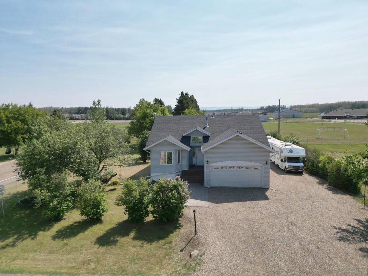 La Crete, AB T0H2H0,10217 97 Ave