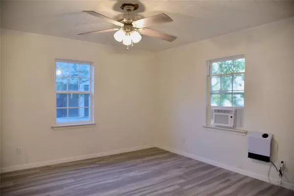 Bowie, TX 76230,1111 Sanders Street