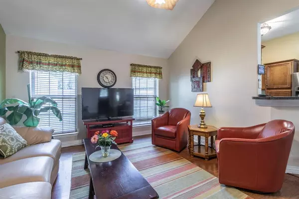 Waxahachie, TX 75165,107 Big Bend Boulevard