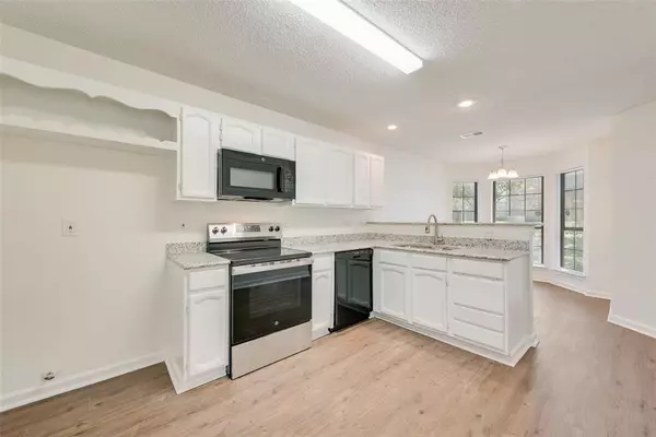 Cedar Hill, TX 75104,148 High Pointe Lane