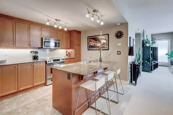 Calgary, AB T2P 0C3,910 5 AVE Southwest #1102