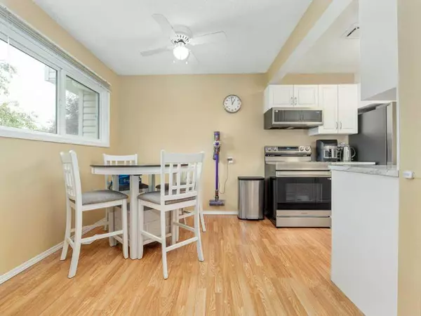 Lethbridge, AB T1K 4A4,55 Lemoyne CRES West #47