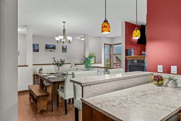 Canmore, AB T1W3M8,80 Dyrgas Gate #710