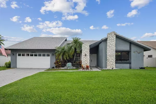 1661 NW 99th Ave, Plantation, FL 33322