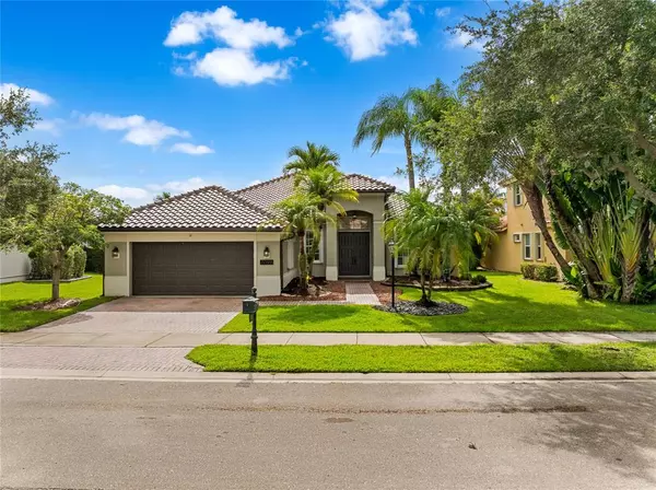 7098 NW 111th Ter, Parkland, FL 33076