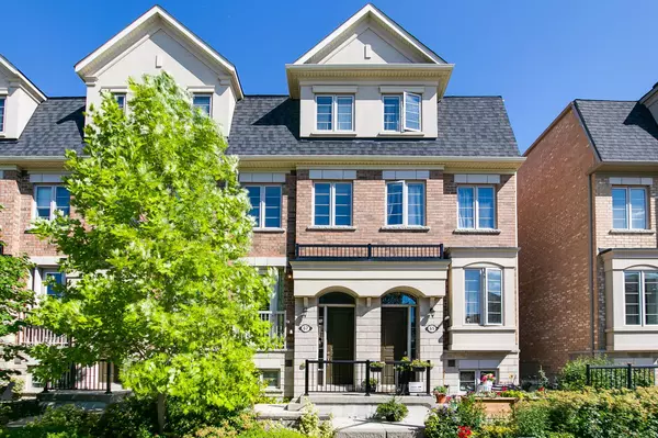 67 Edward Horton CRES, Toronto W08, ON M8Z 0E7