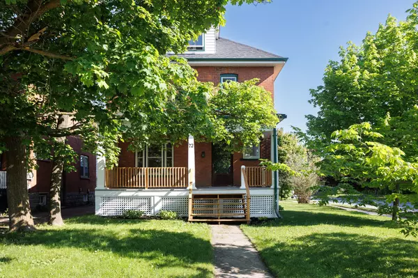Kawartha Lakes, ON K9V 2T3,72 Melbourne ST W
