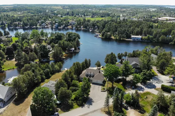 Kawartha Lakes, ON K0M 1N0,51 Lagoon DR