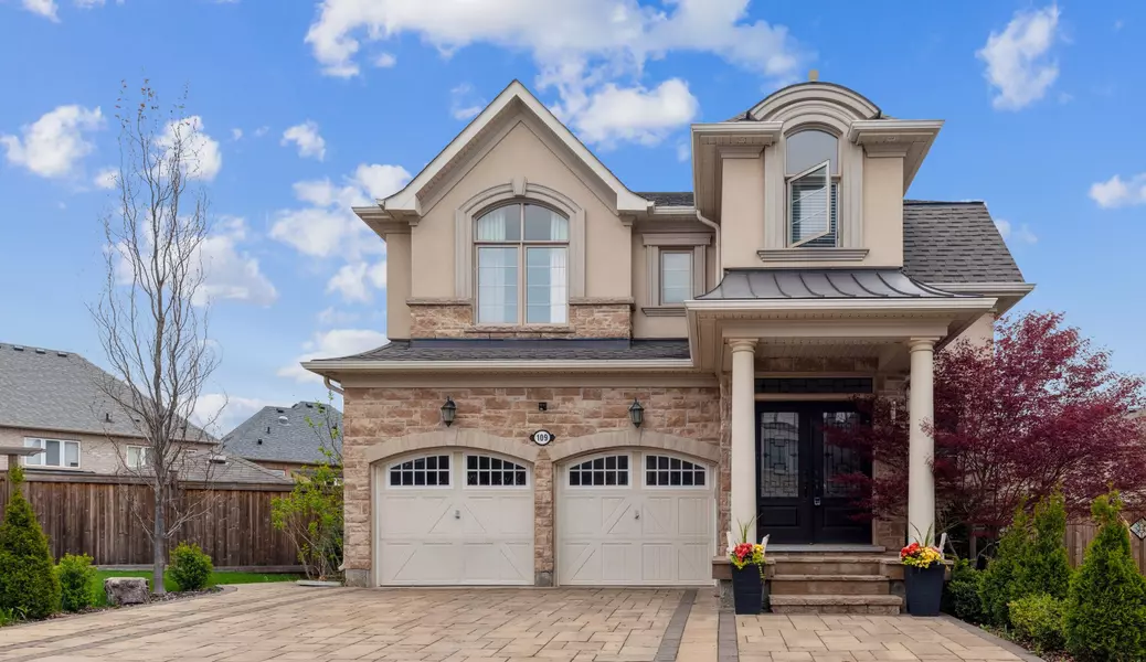109 Masterman CRES, Oakville, ON L6M 0W9