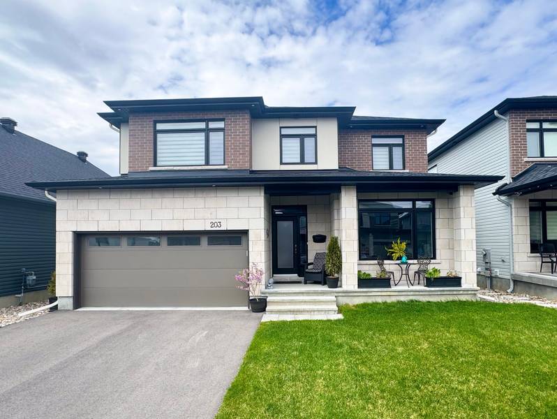 203 Osterley WAY, Stittsville - Munster - Richmond, ON K2S 2N6