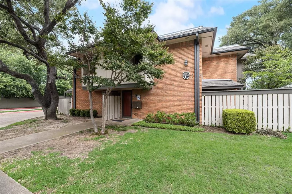 Farmers Branch, TX 75234,2807 Lineville Drive #104