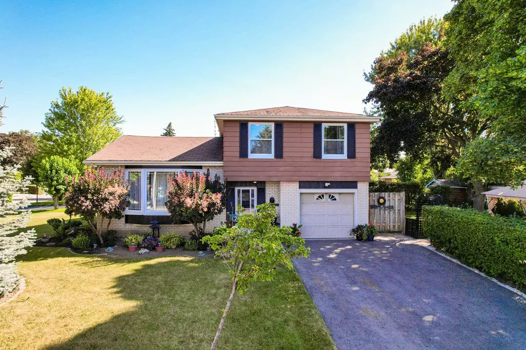 Brampton, ON L6T 1Z1,28 Bromley CRES