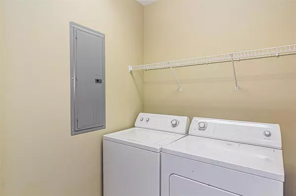 Fort Worth, TX 76102,500 Throckmorton Street #1004