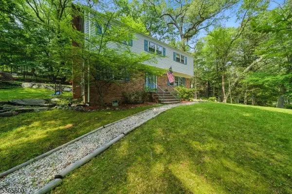 Montville Twp., NJ 07045,23 Glenwood Dr