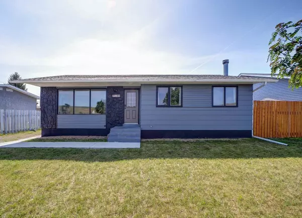 340 Canyon DR, Pincher Creek, AB T0K1W0