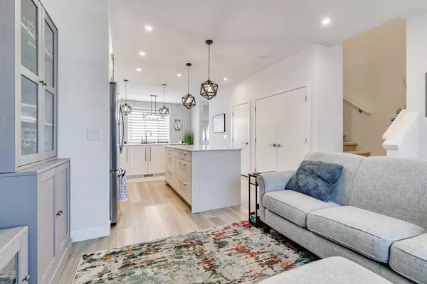 Calgary, AB T3P1R9,59 Carringsby AVE Northwest