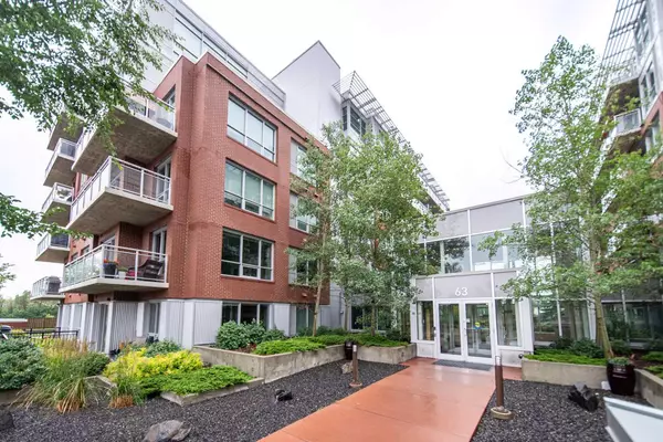63 Inglewood PARK SE #420, Calgary, AB T2G 1B7