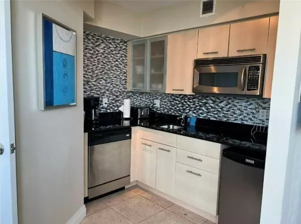 Fort Lauderdale, FL 33304,2670 E Sunrise Blvd #1105
