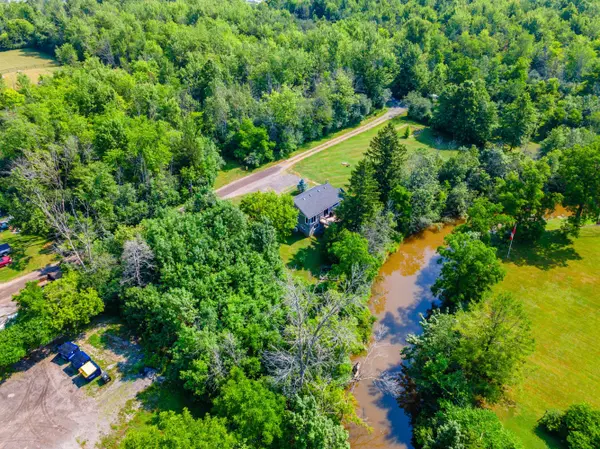 3665 Hayslip ST, Fort Erie, ON L0S 1S0