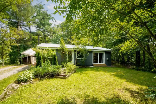 Gravenhurst, ON P0E 1G0,1002 Wigwam Lodge RD