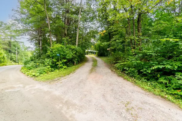 Gravenhurst, ON P0E 1G0,1002 Wigwam Lodge RD