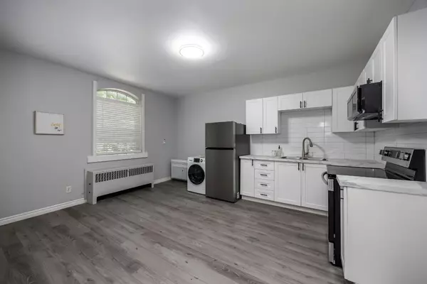264 Division ST #1, Cobourg, ON K9A 3R1