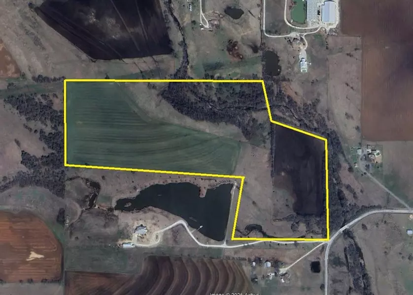 1067 County Road 438, Lindsay, TX 76250