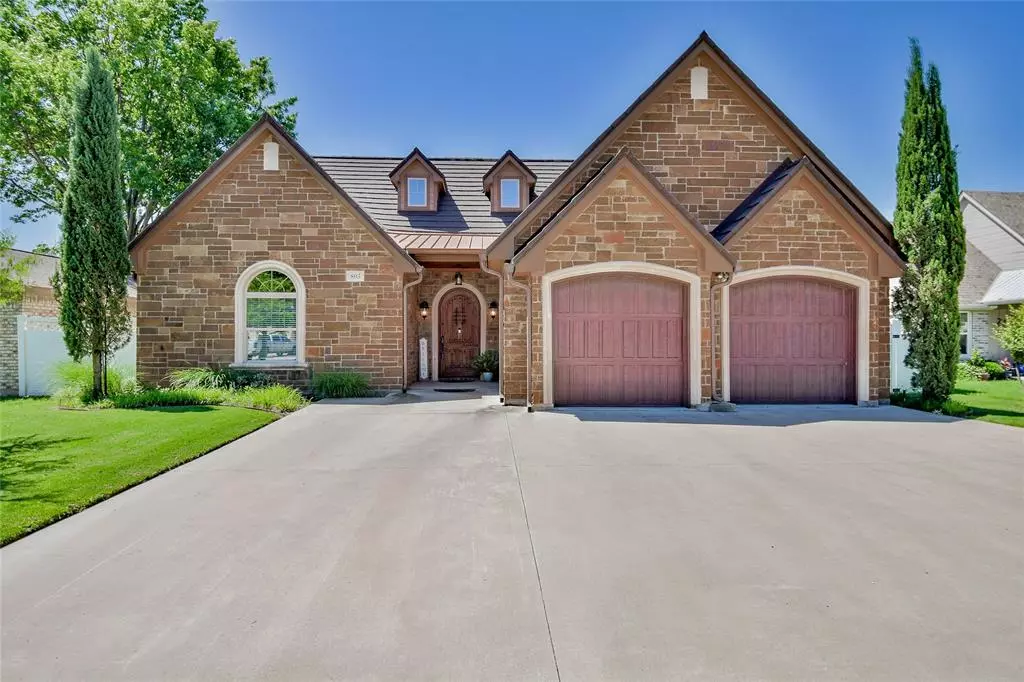 Granbury, TX 76048,803 Panama Court