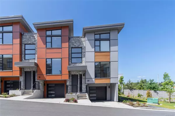 4253 Dieppe Rd #20, Saanich, BC V8X 2N2
