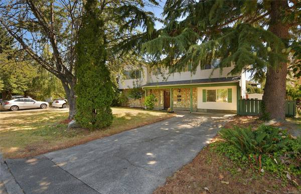 1525 San Juan Ave, Saanich, BC V8N 2L4