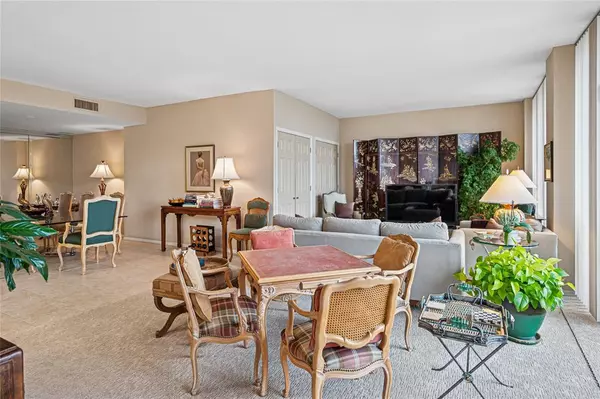 Dallas, TX 75248,5200 Keller Springs Road #632