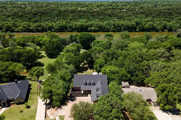 9126 Bontura Road, Granbury, TX 76049
