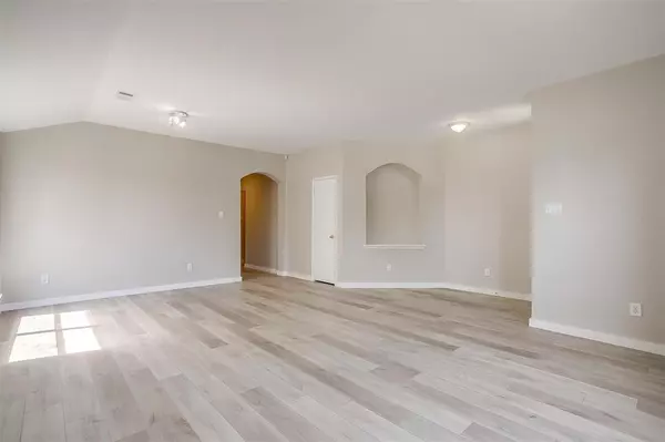 Fort Worth, TX 76179,909 Western Pass