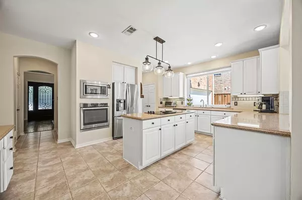 Plano, TX 75025,8608 Lancome Drive