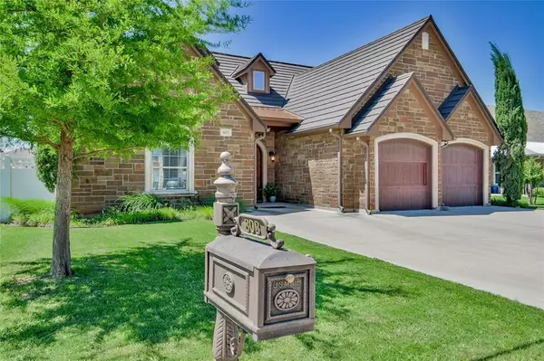 Granbury, TX 76048,803 Panama Court