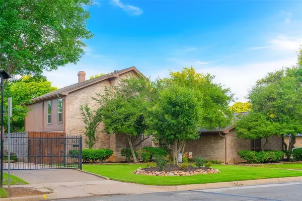 Arlington, TX 76006,2801 Shadow Drive W