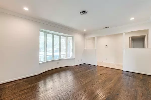 Dallas, TX 75228,8542 Sweetwood Drive